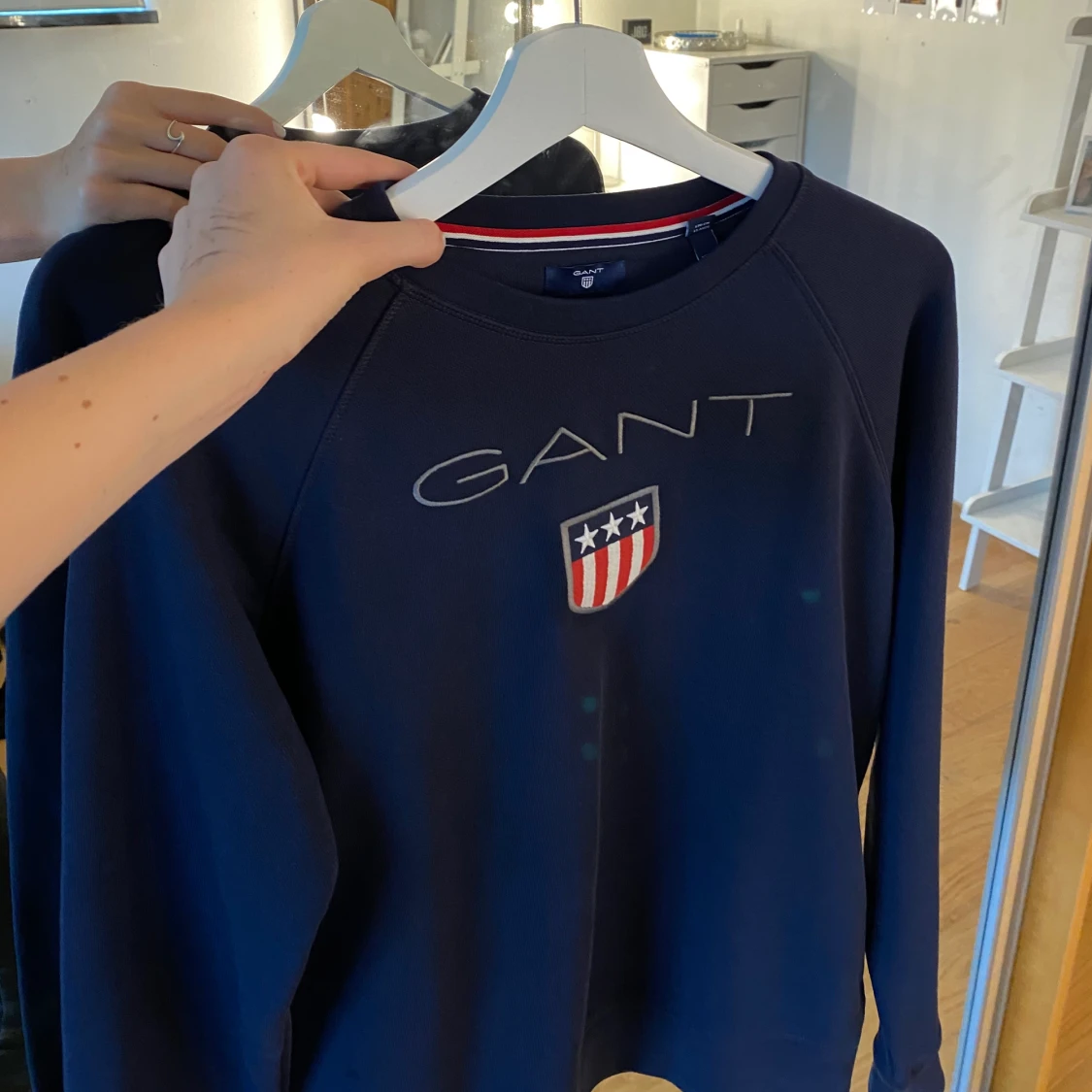 Marinblå Gant sweatshirt  - 90