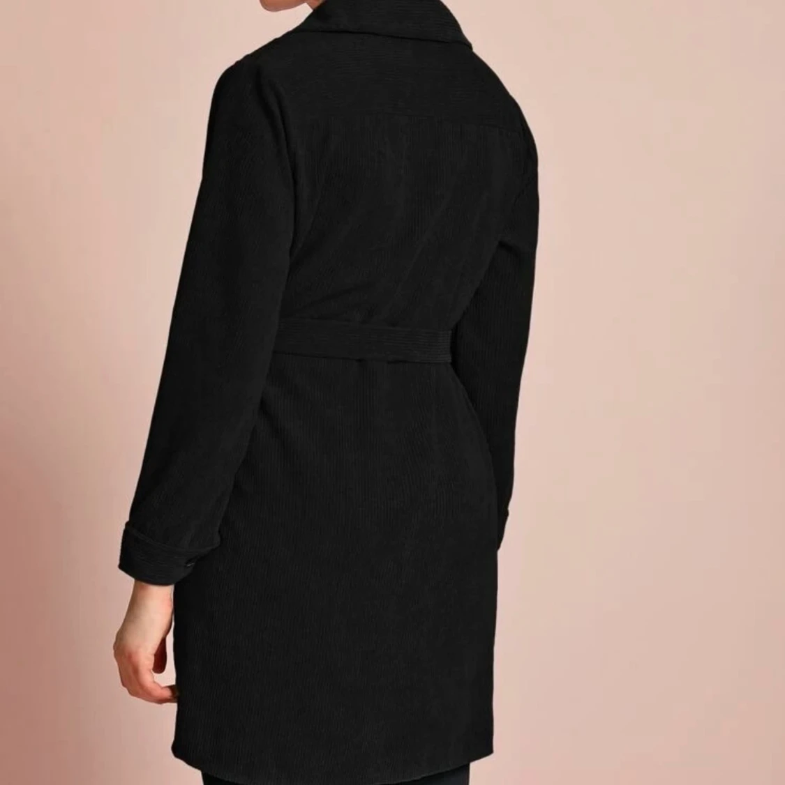 Svart jacka/kappa  - 90