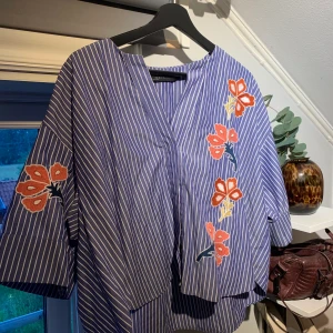 Zara blus - Blus från zara