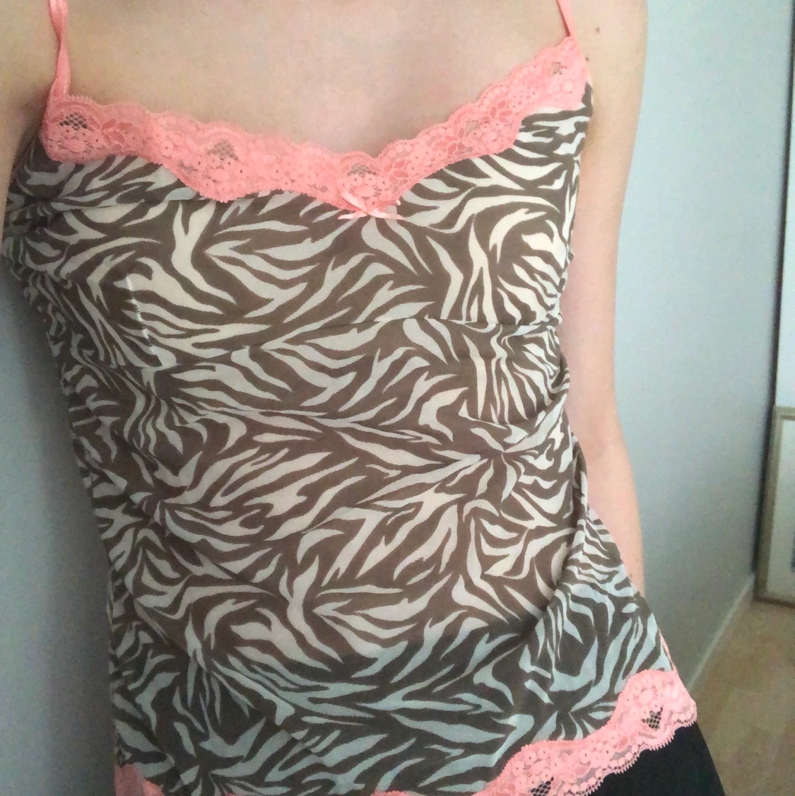 Fint spetslinne med zebramönster💖
