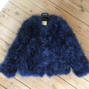  - Knappt använd, hänger bara i garderoben 