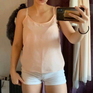  - Sommrigt linne i silkes