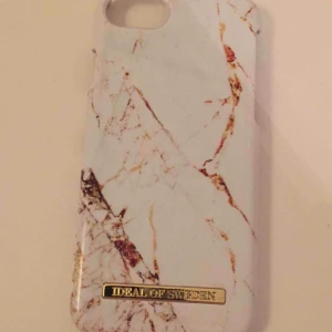  - Passar iPhone 6/6s/7/8 I bra skick, som nytt Tar endast swish  Kan skickas 