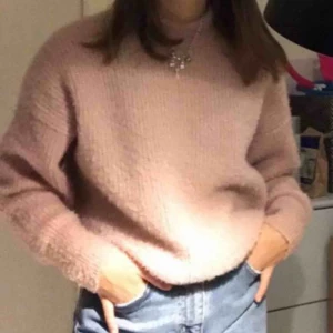  - Säljer en jätte fin stickad tröja från Gina för att den it kommer till användning längre💞💞