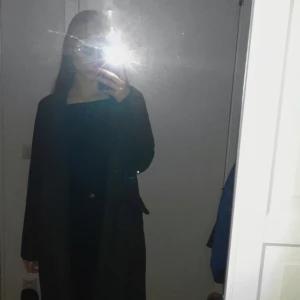  - En jättefin jacka från h&m💞. Den är i bra skick. Säljer pga att den inte kommer till nån användning😭. Frakten ingår i priset!