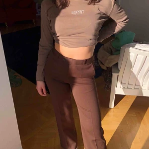 - Esprit ljus brun tröja storlek medium bra skick ⭐️