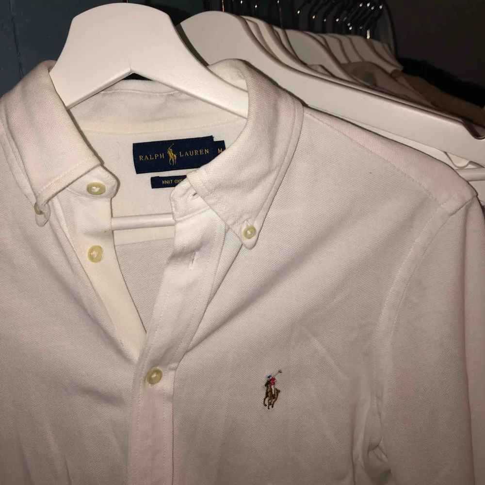 Äkta Ralph Lauren skjorta, originalpris 1000kr. Skjortor.
