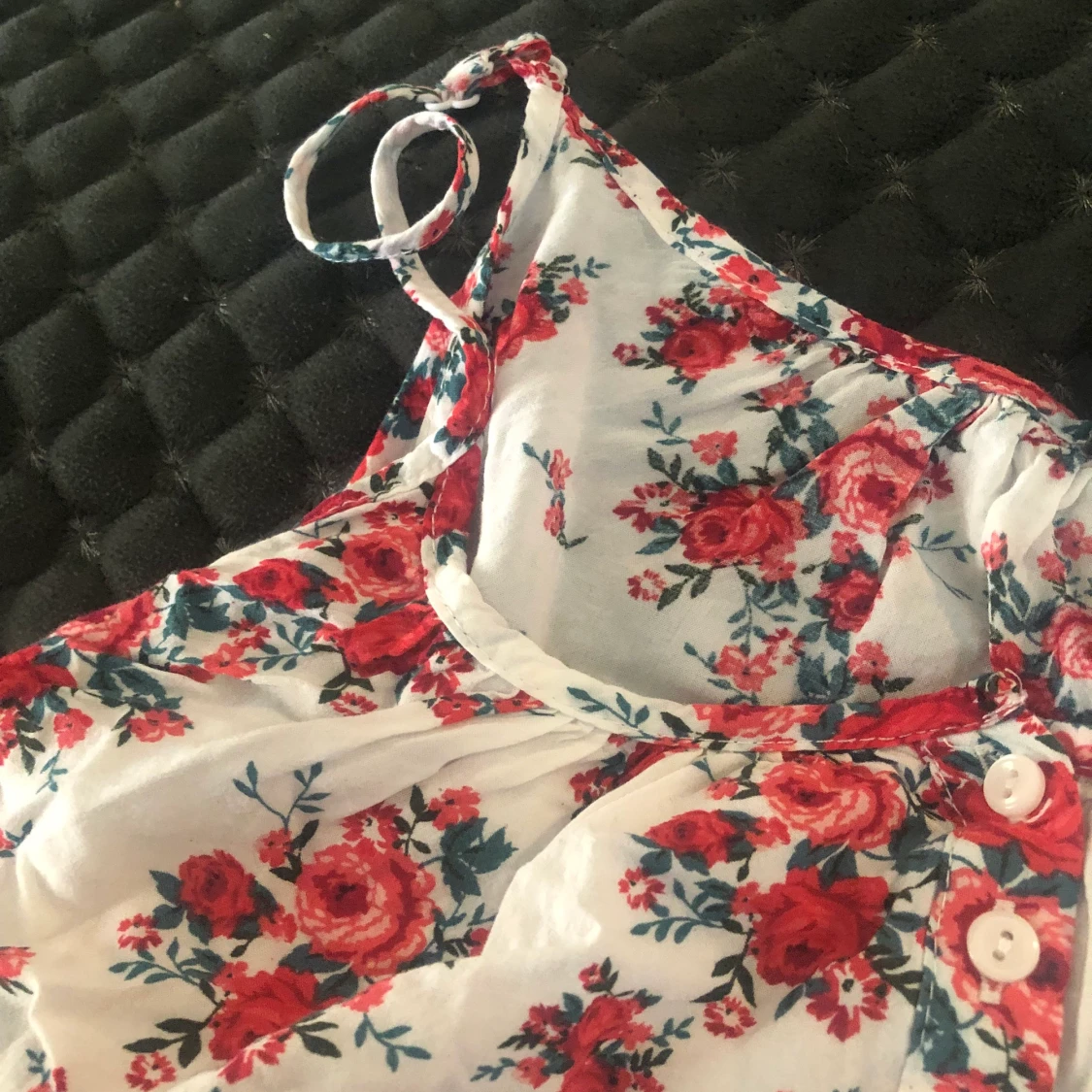 Fin blommig topp - 91