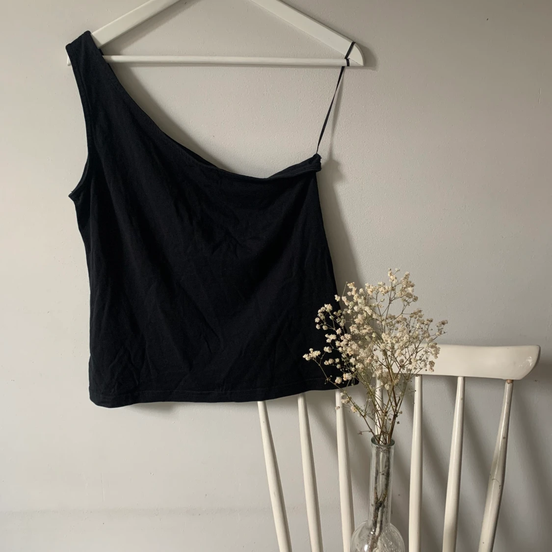 Oneshoulder linne från weekday strl M  - 90