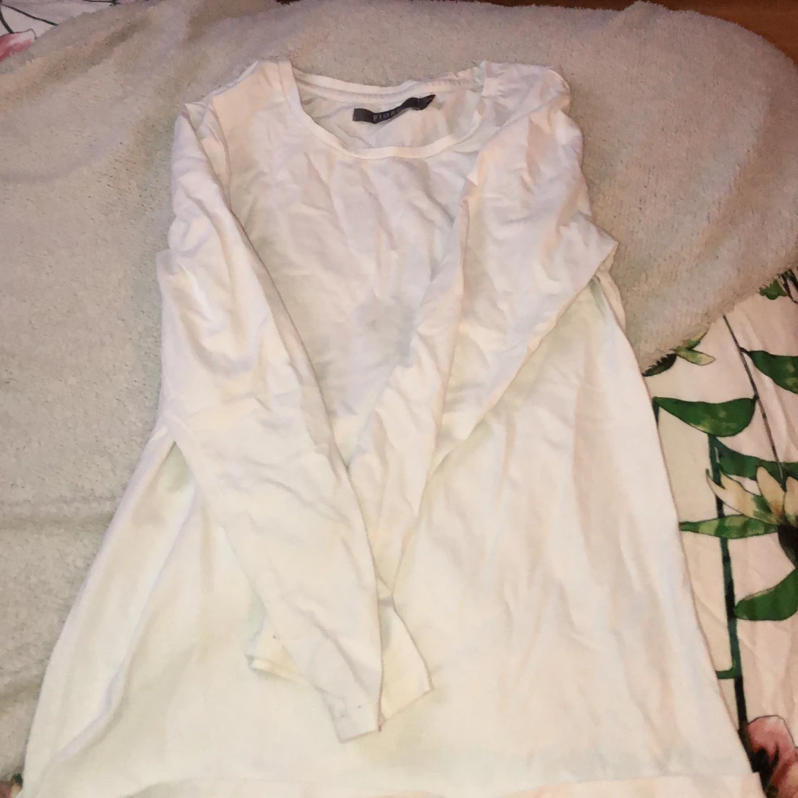 Basic vit tröja - 90