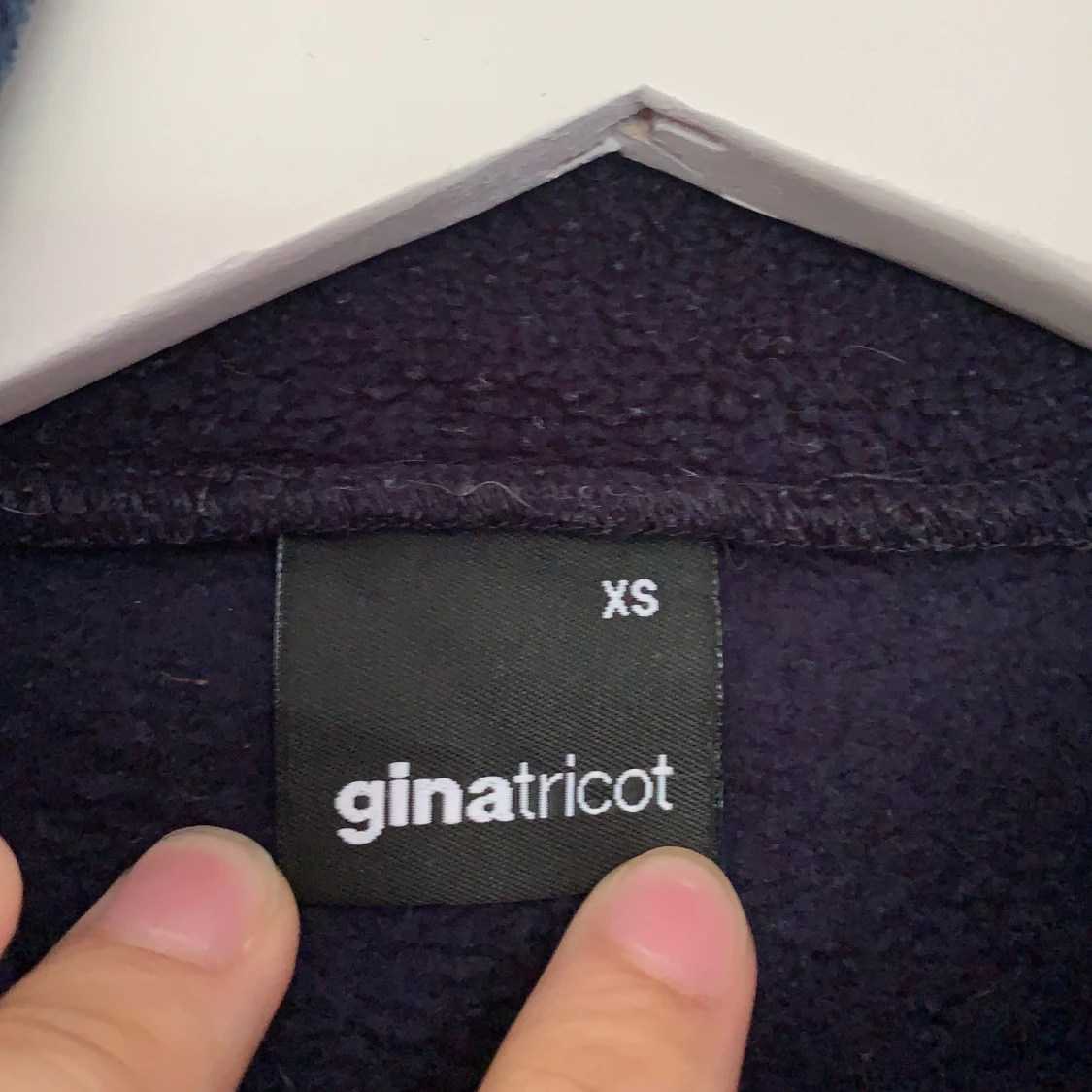 Marinblå kofta från gina - 91