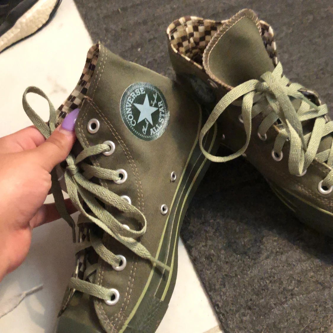 Militärgröna Converse Helt Nya - 90