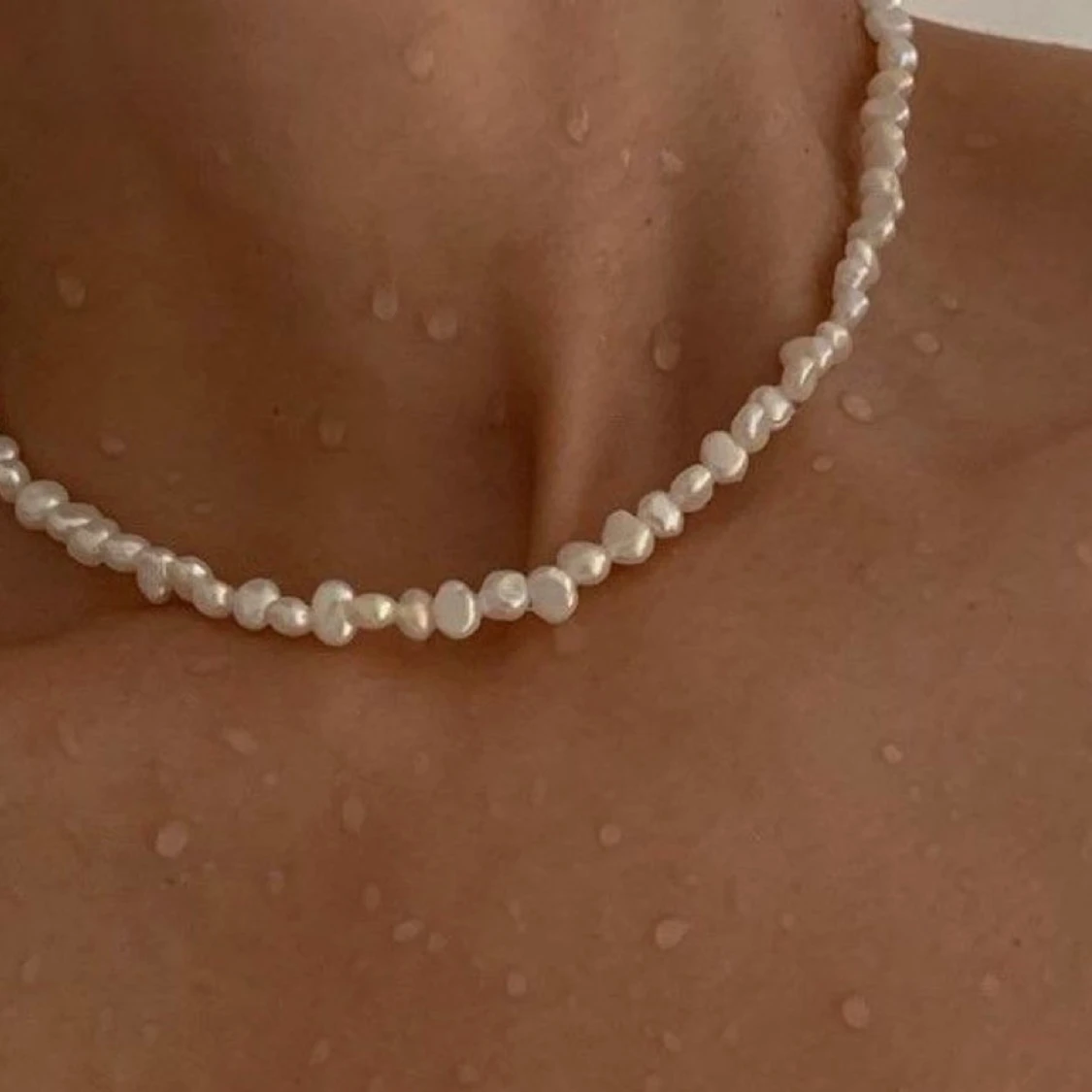 Halsband av sötvattenspärlor - 90