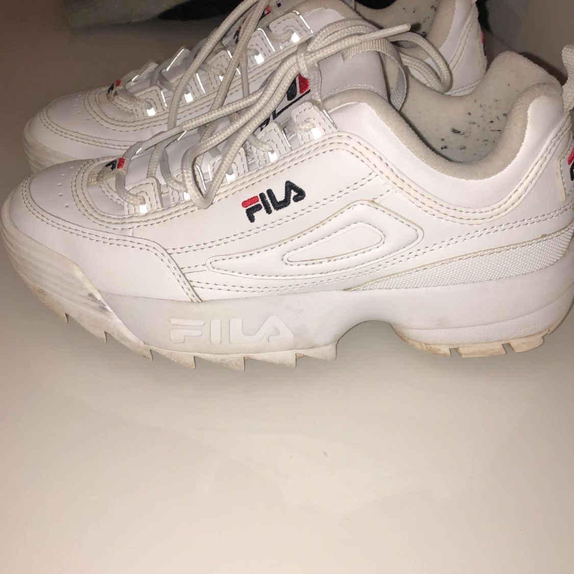 Fila skor  - 90