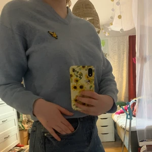 Lyle&Skott tröja  - Ljusblå tröja, nästan aldrig använd. Originalpris 800kr. 