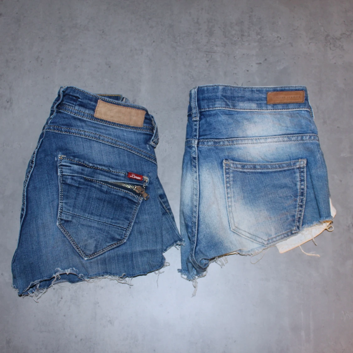 Korta jeans shorts - 90