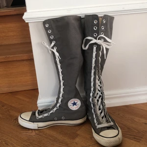 Converse - Tvärfeta ”höga” converse - limited edition