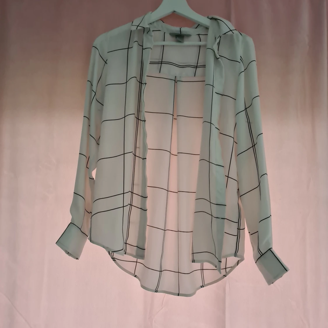 Skjorta från hm 100 kr - 90