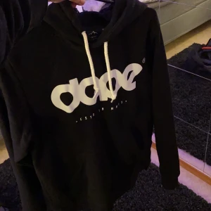 dope hoodie  - använd max 3ggr 