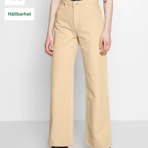 Beige wide high waisted jeans  - Wide legged beige pants. Size 28