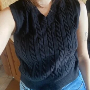 Jättefin väst - Storlek M, köparen står för frakt 