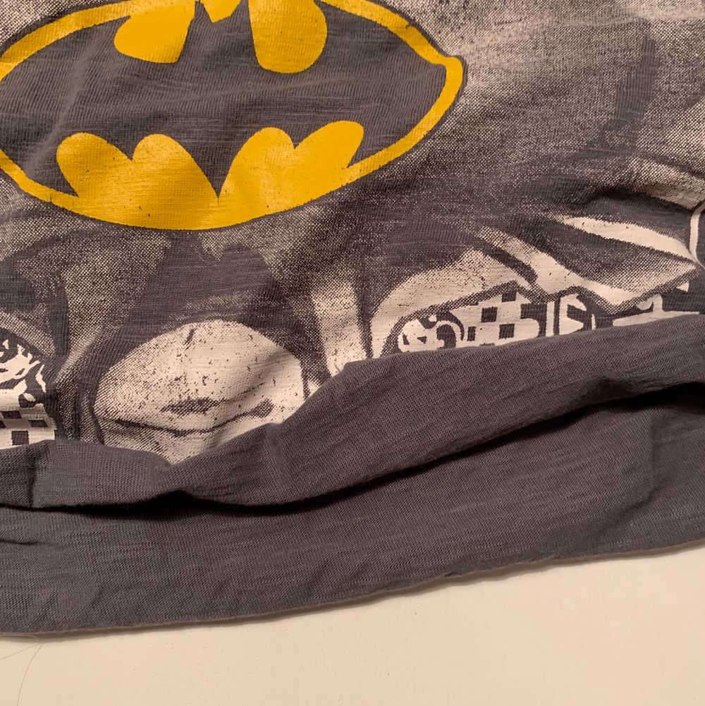 Klippt Batman T-shirt i storlek L men passar S-L. T-shirts.