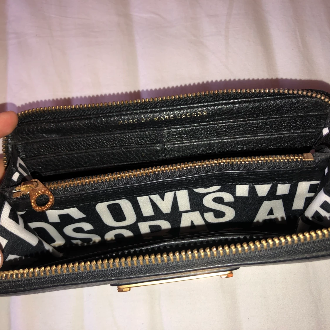 Marc by Marc Jacobs plånbok  - 90