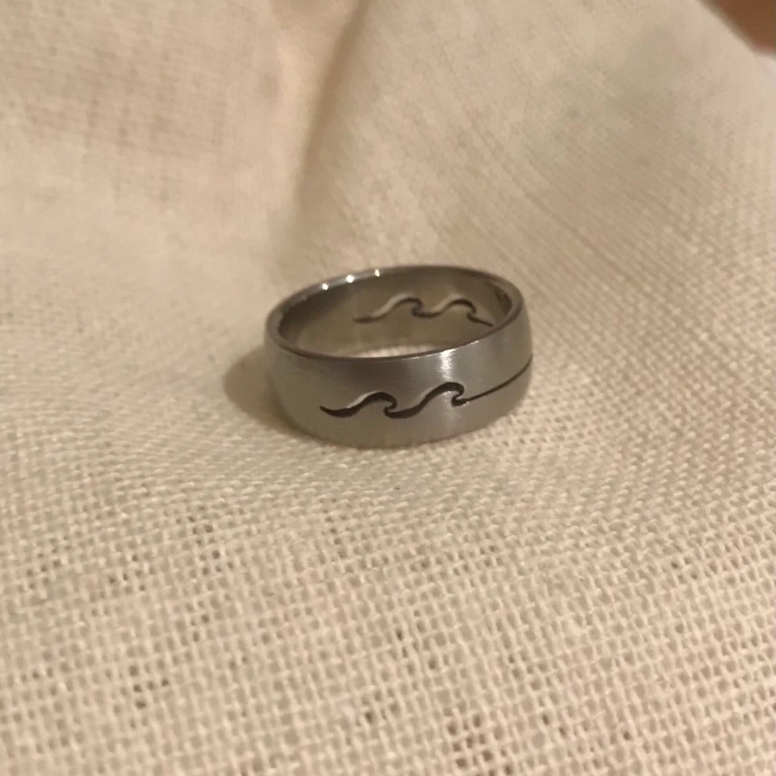 Wave ring