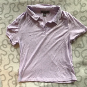 Pike - Jättesöt liten tröja från primark som inte kom till användning