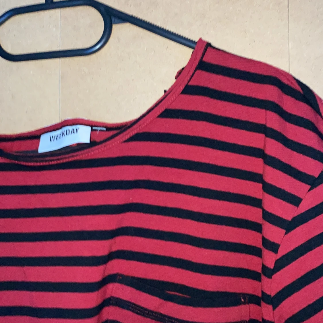 En Weekday T-shirt ( L ) - 90