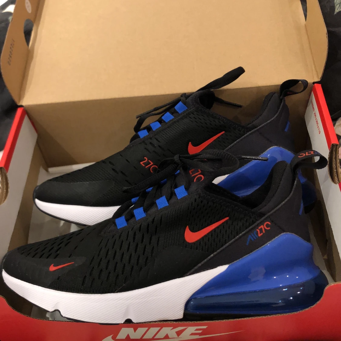 Nike 270