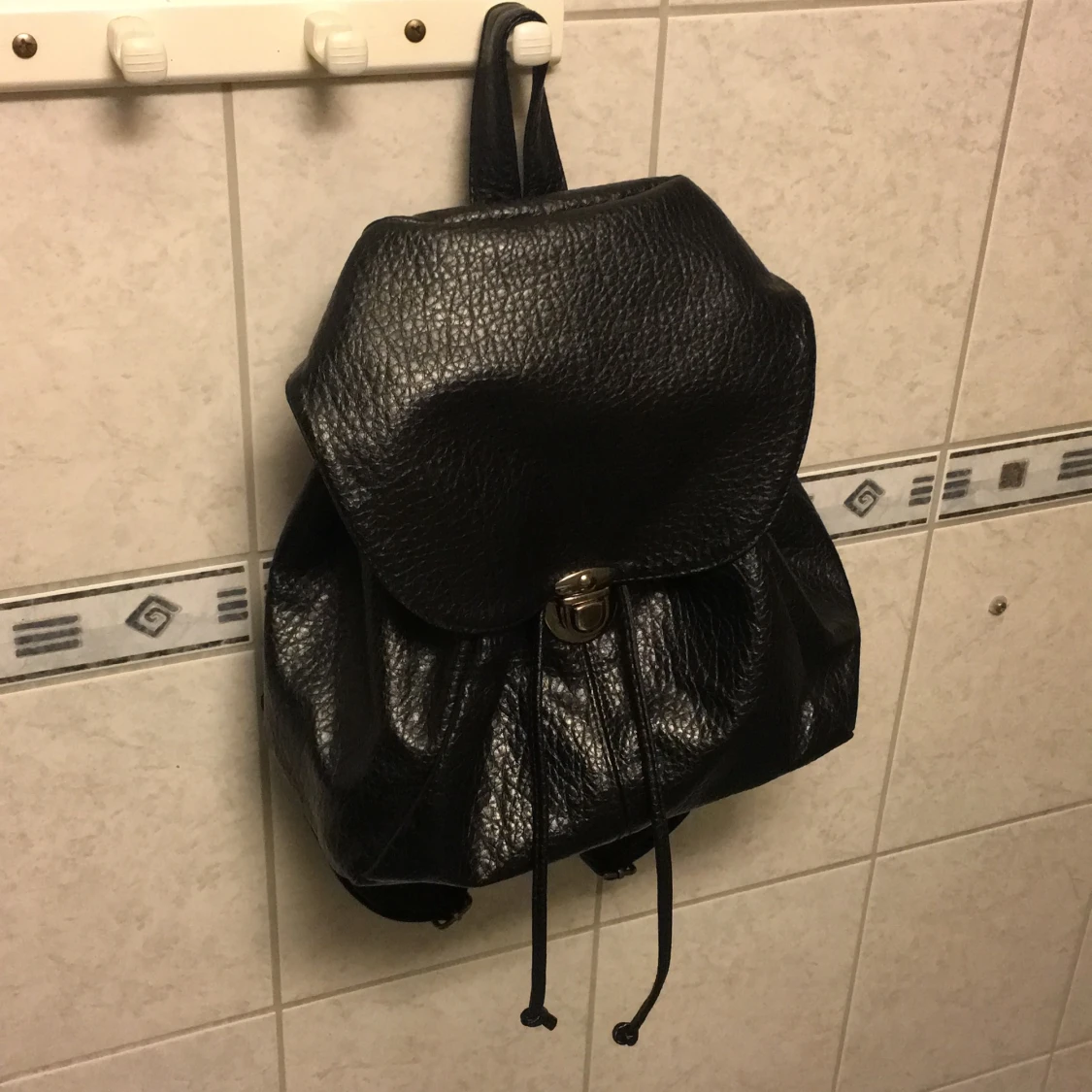 Svart ryggsäck / väska  - 91