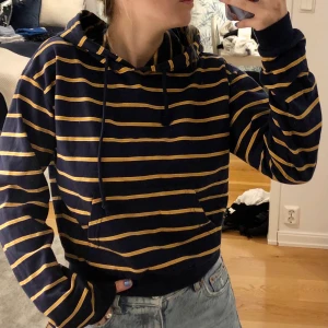 Hoodie från PacSun - Också en hoodie köpt på PacSun i Usa. Supermjuk inuti! 