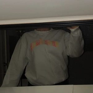 Vindar på Mars - Hov1 tröja, köpt för 600kr. Limiterad merch köpt 2019. Storlek S men passar som en M