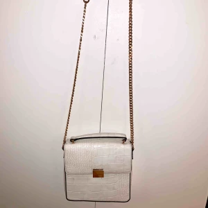  - Säljer pga används för sällan, får ej plats i garderoben.  Möts i Stockholm eller fraktar mot kostnad 