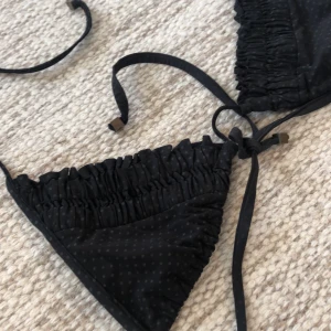 Celine bikiniöverdel - Celine bekiniöverdel, fint skick, passar små bröst :) storlek small skulle jag nog säga 