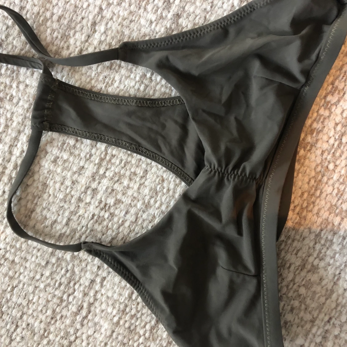 Filippa k bikiniöverdel svart och grön  - 90