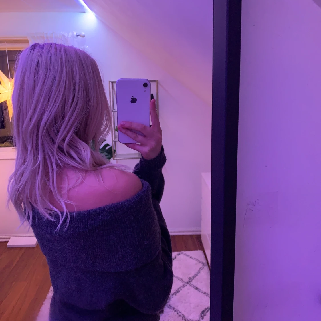 Grå mysig off-shoulder tröja  - 90