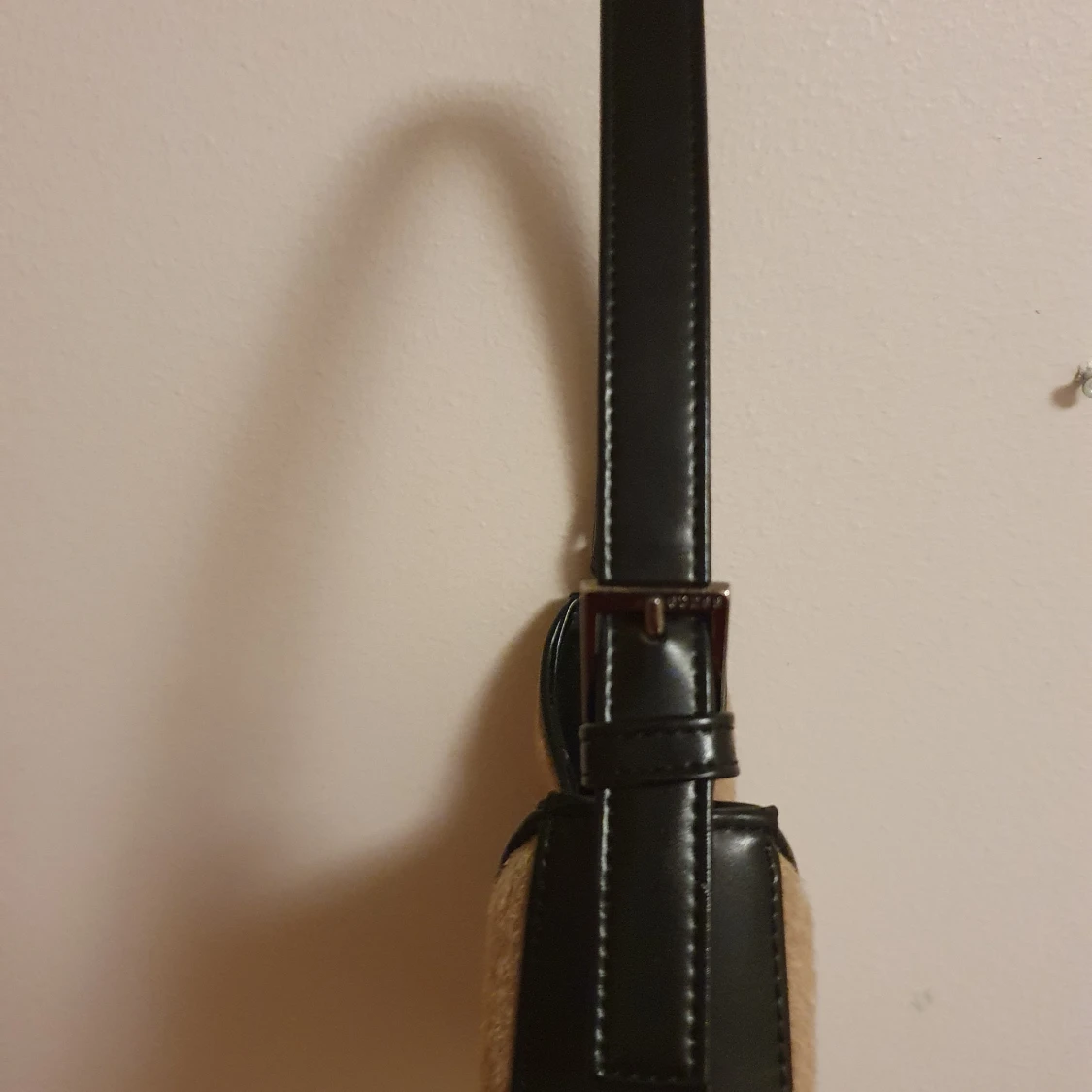 Väska från guess - 91