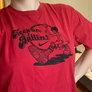 Oversized T-shirt  - Säljer då den kommer till användning allt för sällan!