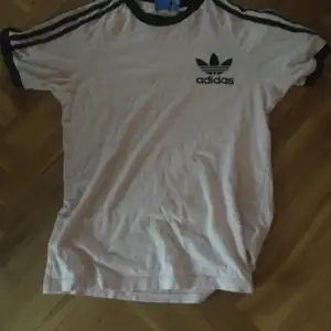 Adidas tissha S