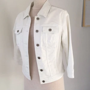 Jeansjacka  - Jeansjacka i bomull 