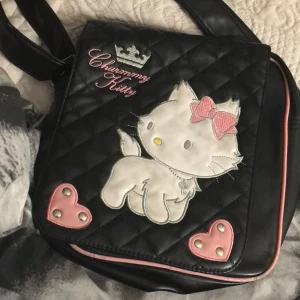 En  HalloKitti väska  - Bra,fin,billig 