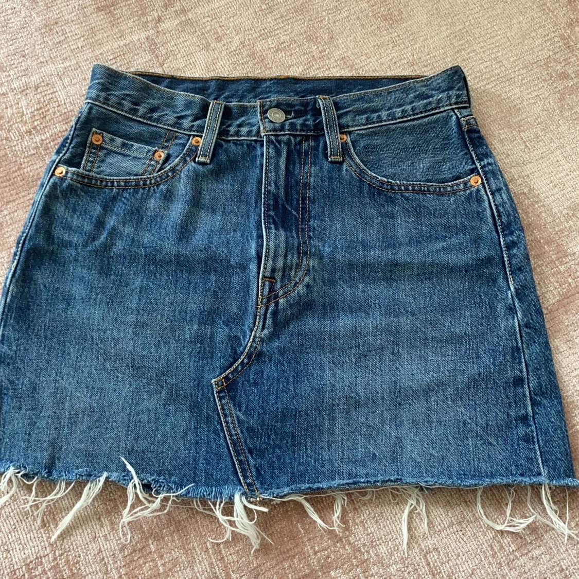 Levis kjol - 90