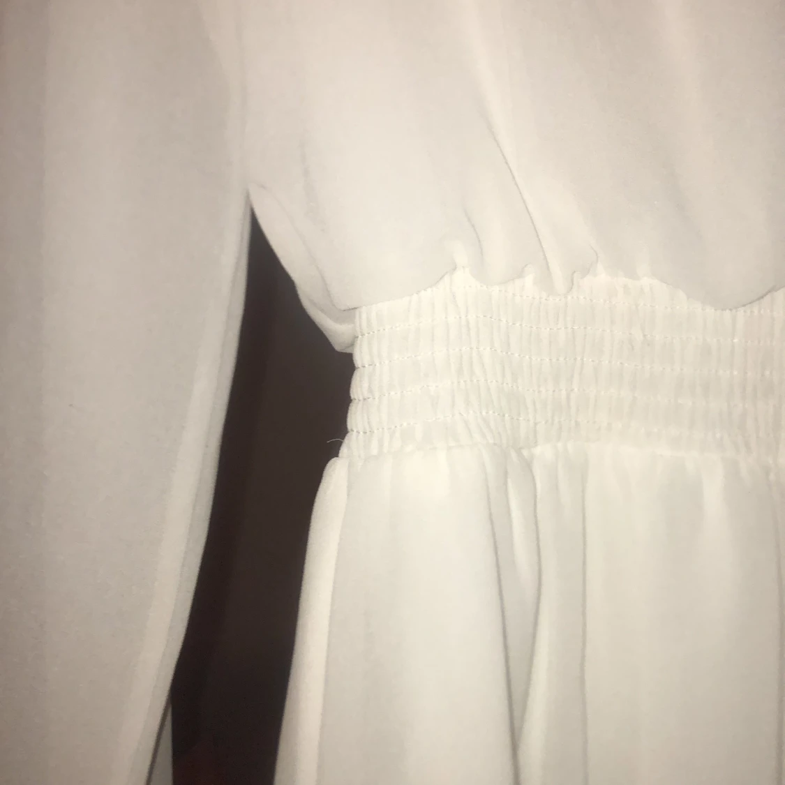 Vit volang klänning  - 91