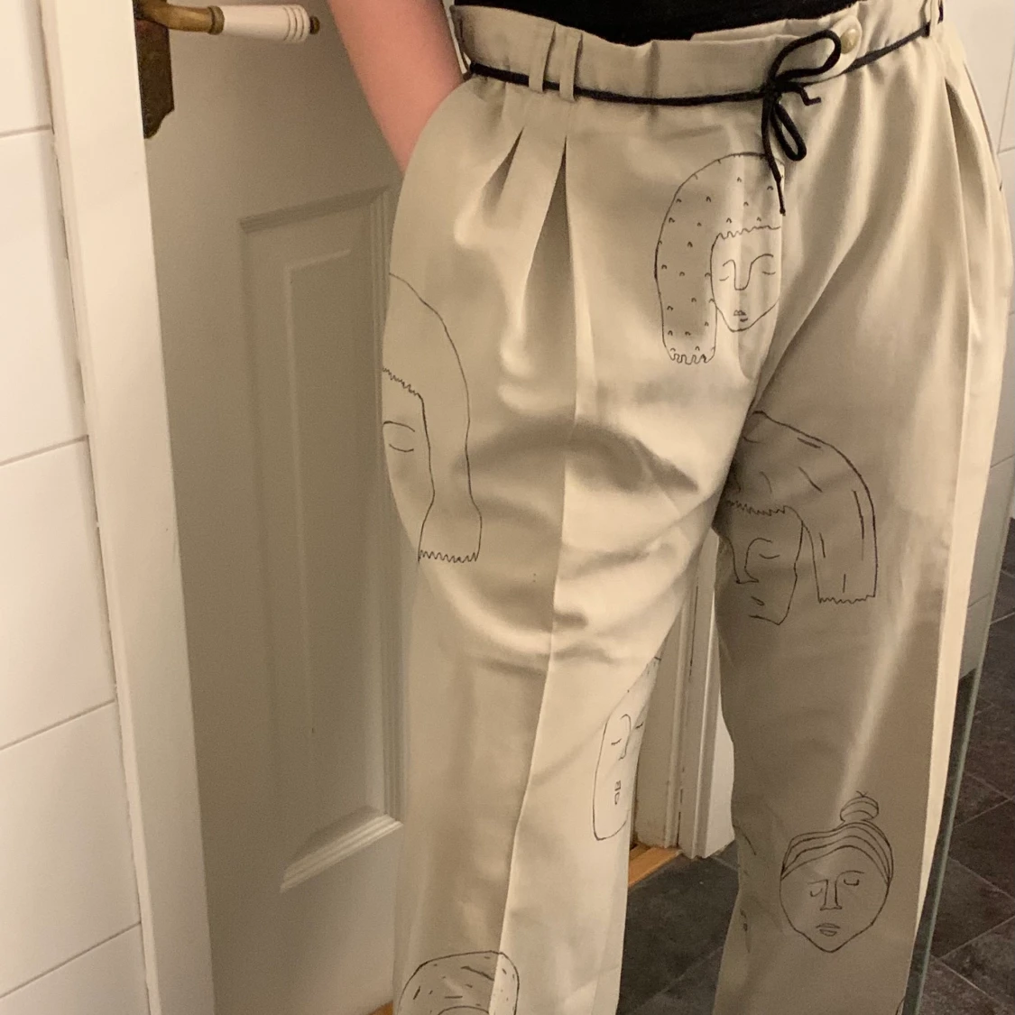 Coola stora kostymbyxor - 90