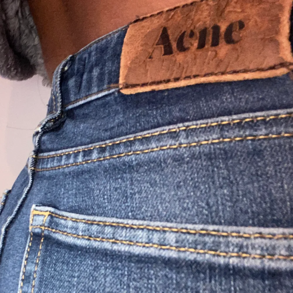 Lågmidjade skinny jeans från Acne. Jeans & Byxor.