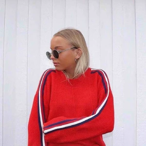  - Härlig stickad tröja!