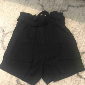  - shorts från hm  strl xs