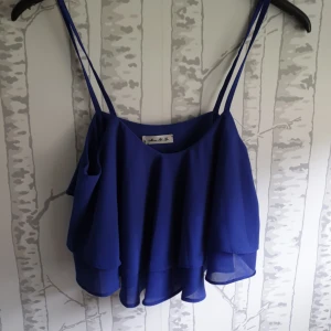  - Jättefin och gulligt kort topp 